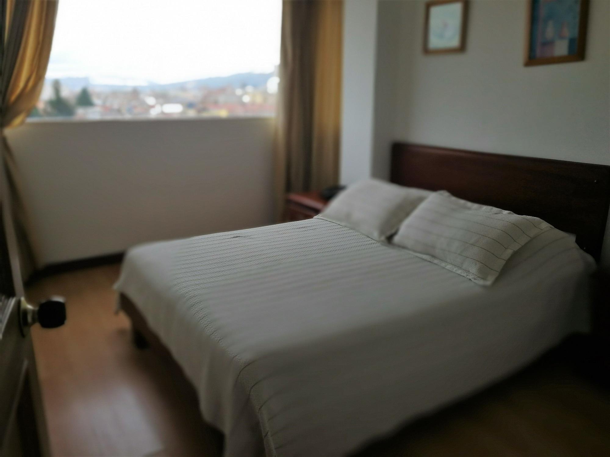 Hotel Alicante โบโกตา ภายนอก รูปภาพ