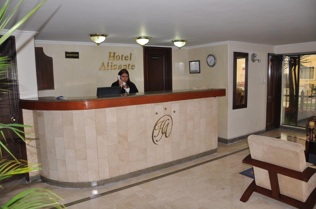 Hotel Alicante โบโกตา ภายนอก รูปภาพ
