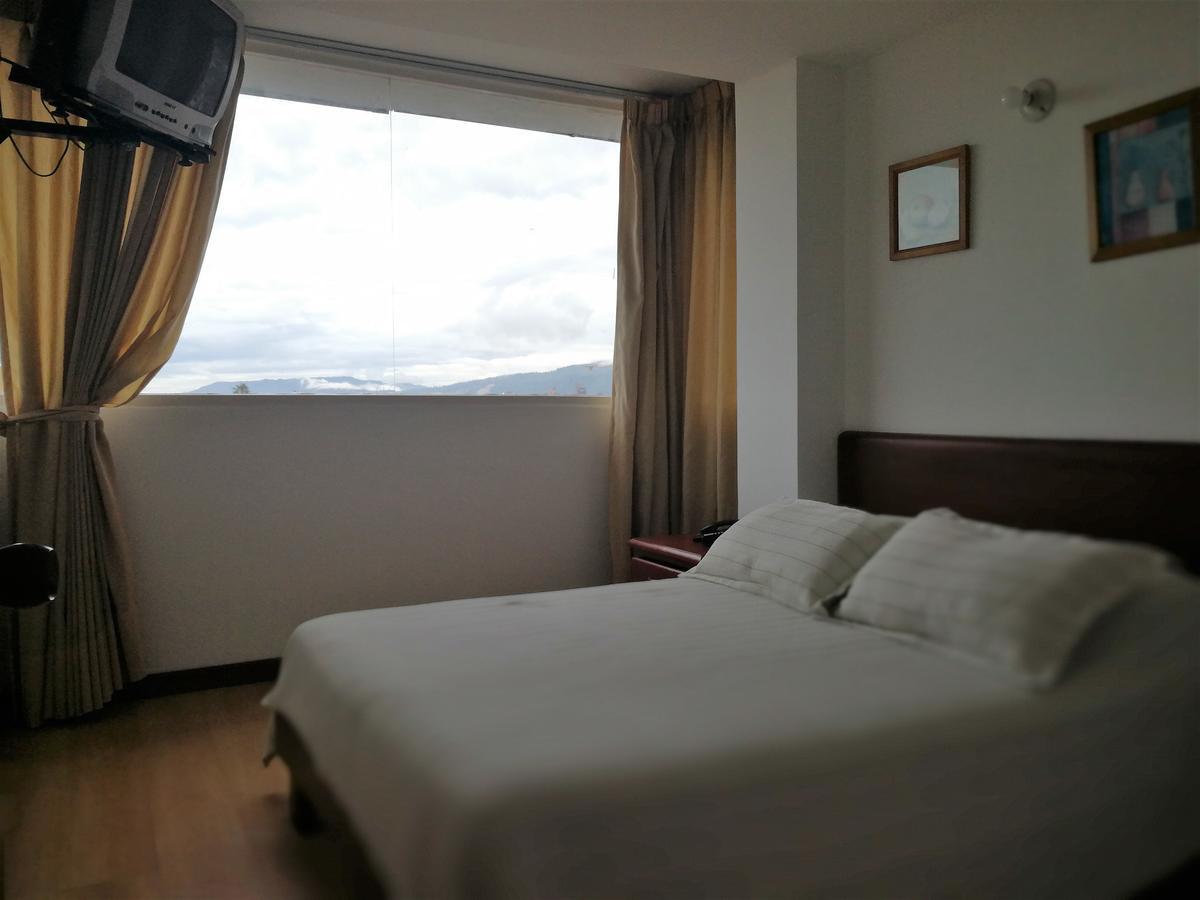 Hotel Alicante โบโกตา ภายนอก รูปภาพ