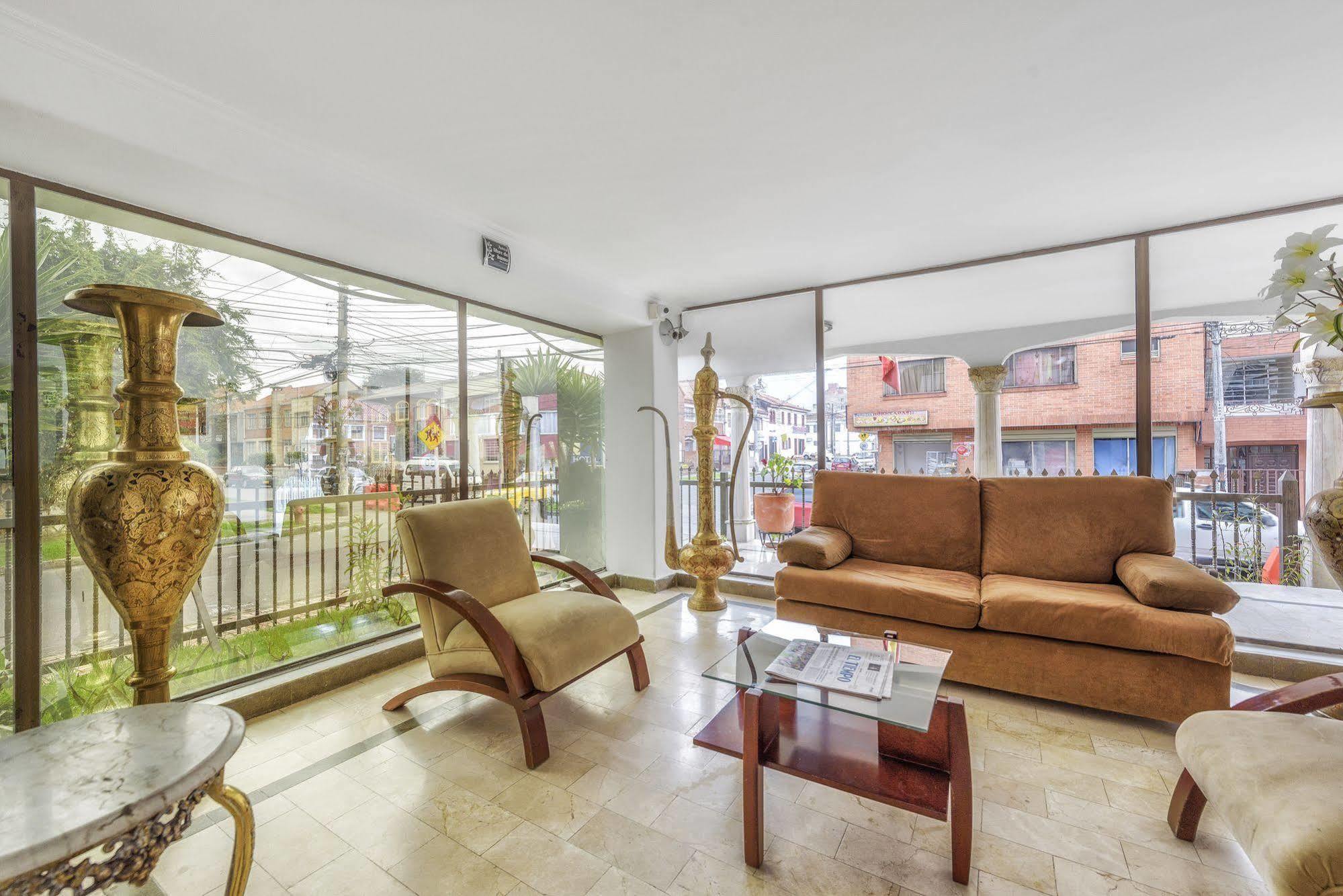 Hotel Alicante โบโกตา ภายนอก รูปภาพ